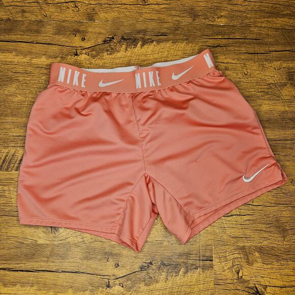 Nike Big Girls Dri-Fit Trophy 6in Training Running Shorts size Medium - Picture 2 of 7
